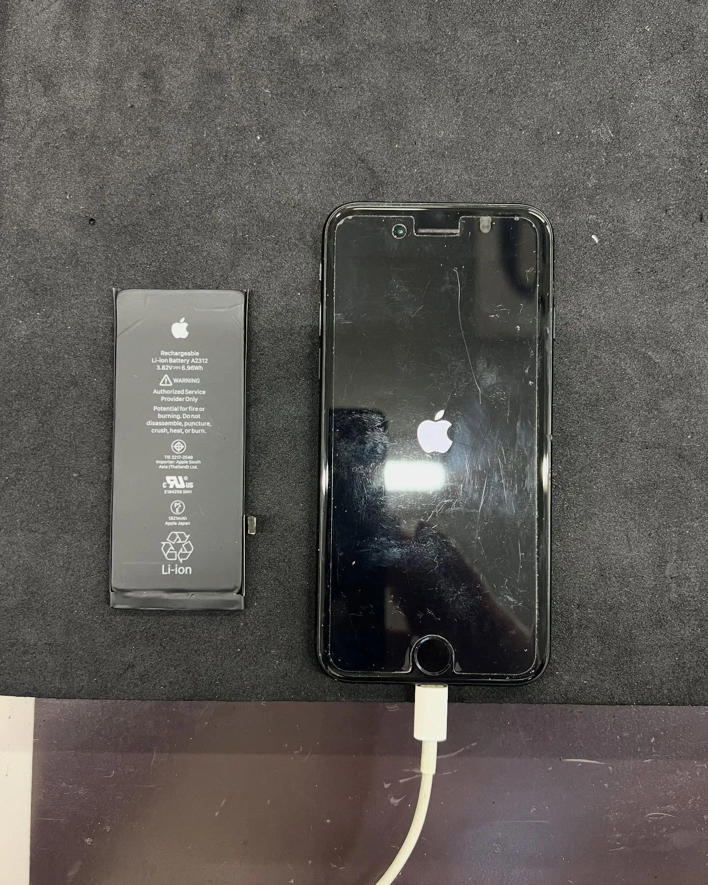 iPhone SE2のバッテリー交換