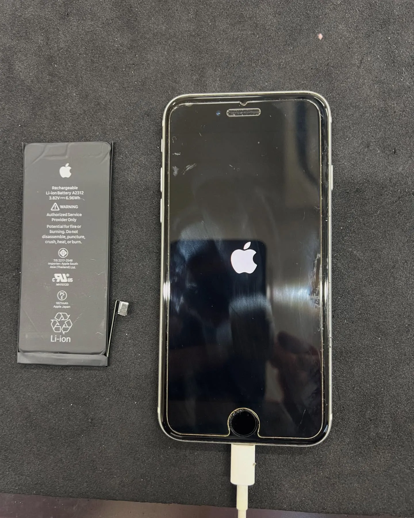 iPhone SE2のバッテリー交換