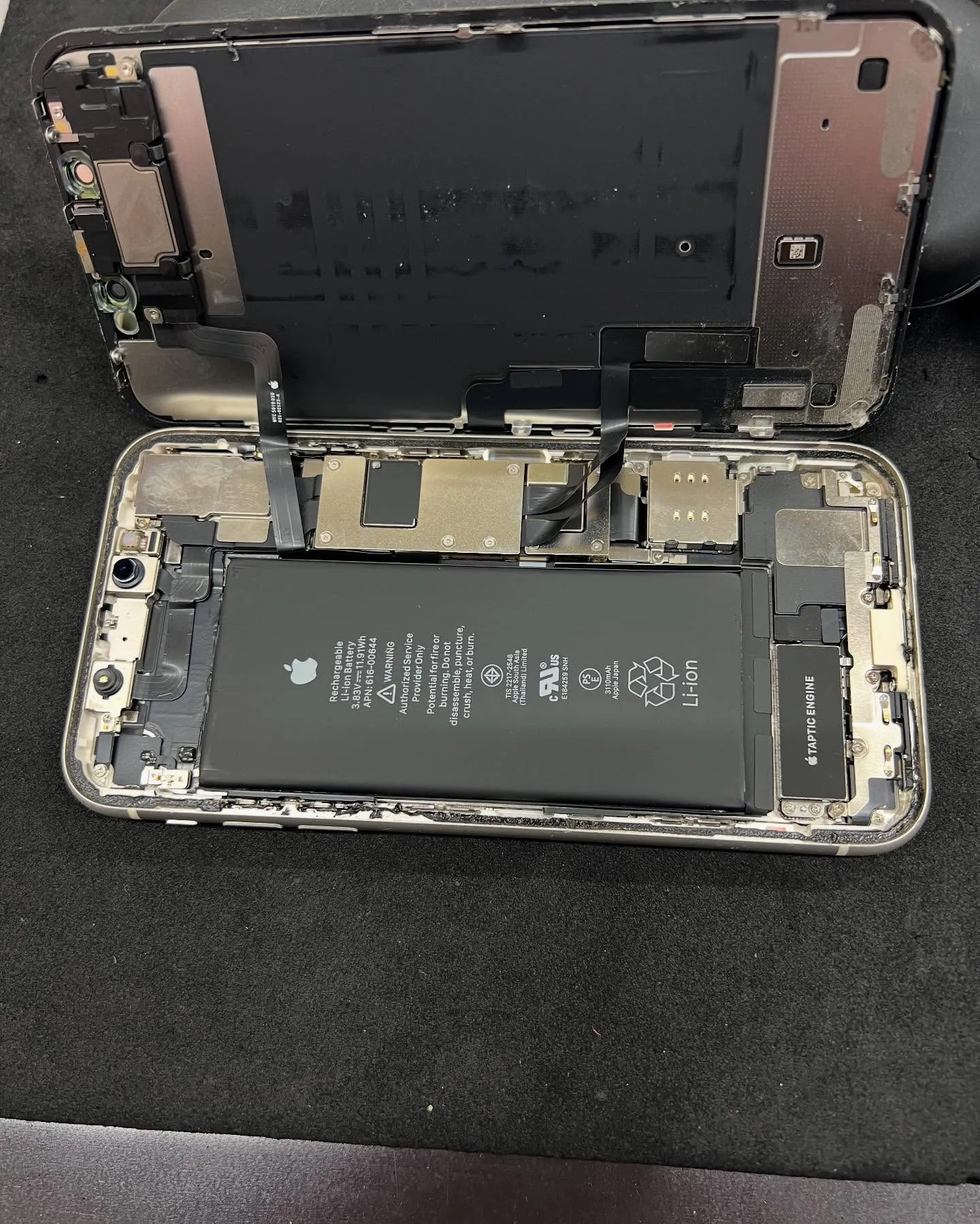 iPhone11の画面修理