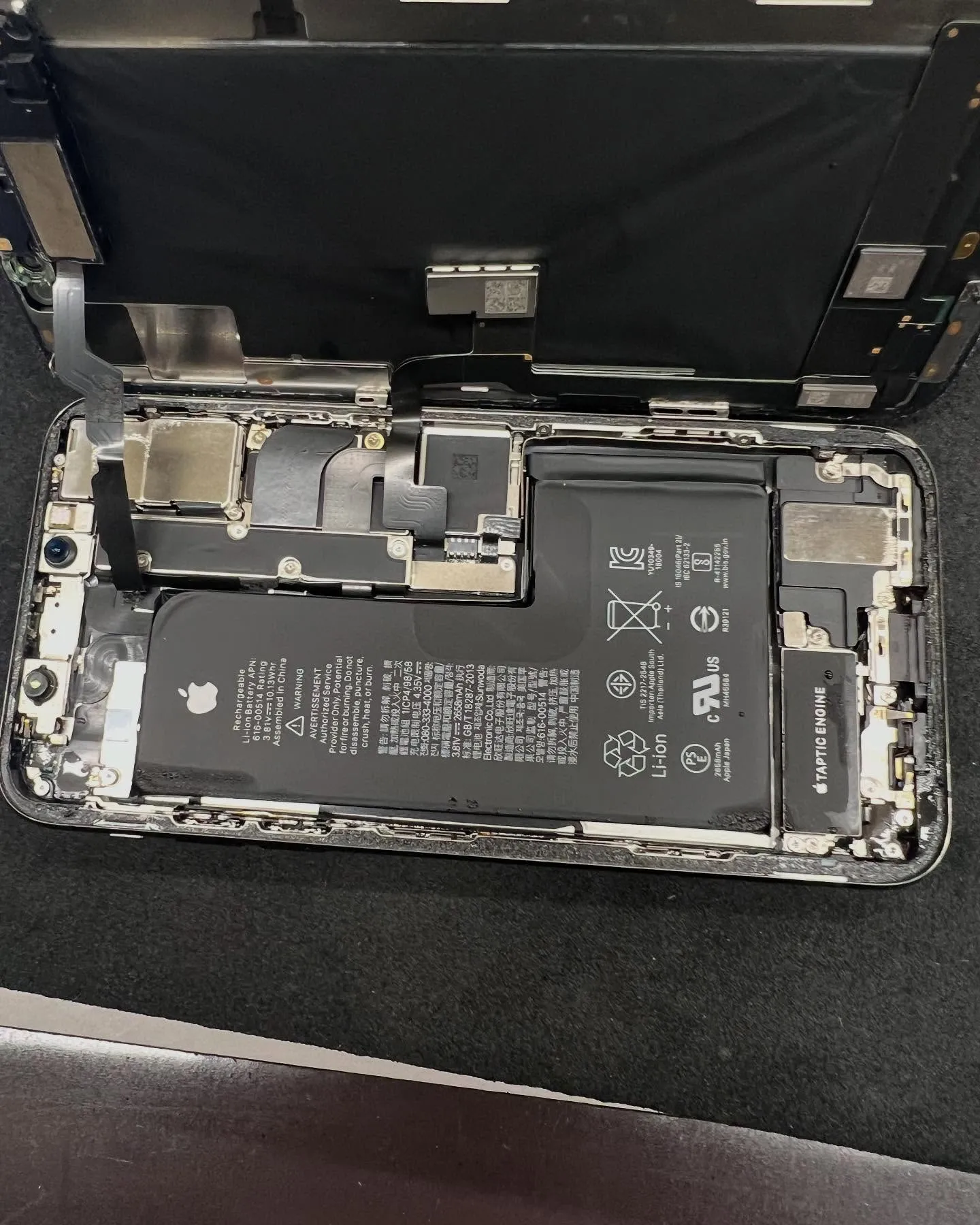 iPhone 11proの画面修理