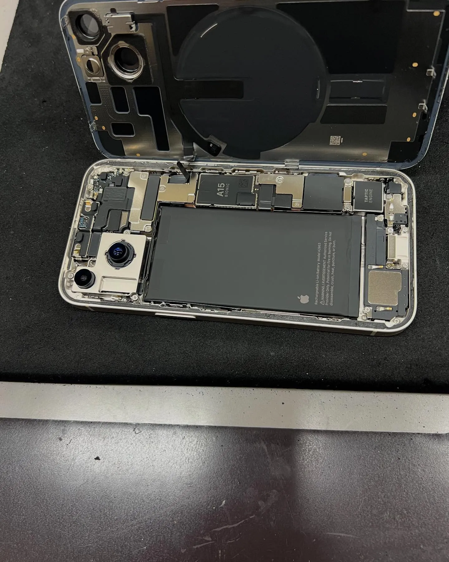 iPhone14のバッテリー交換