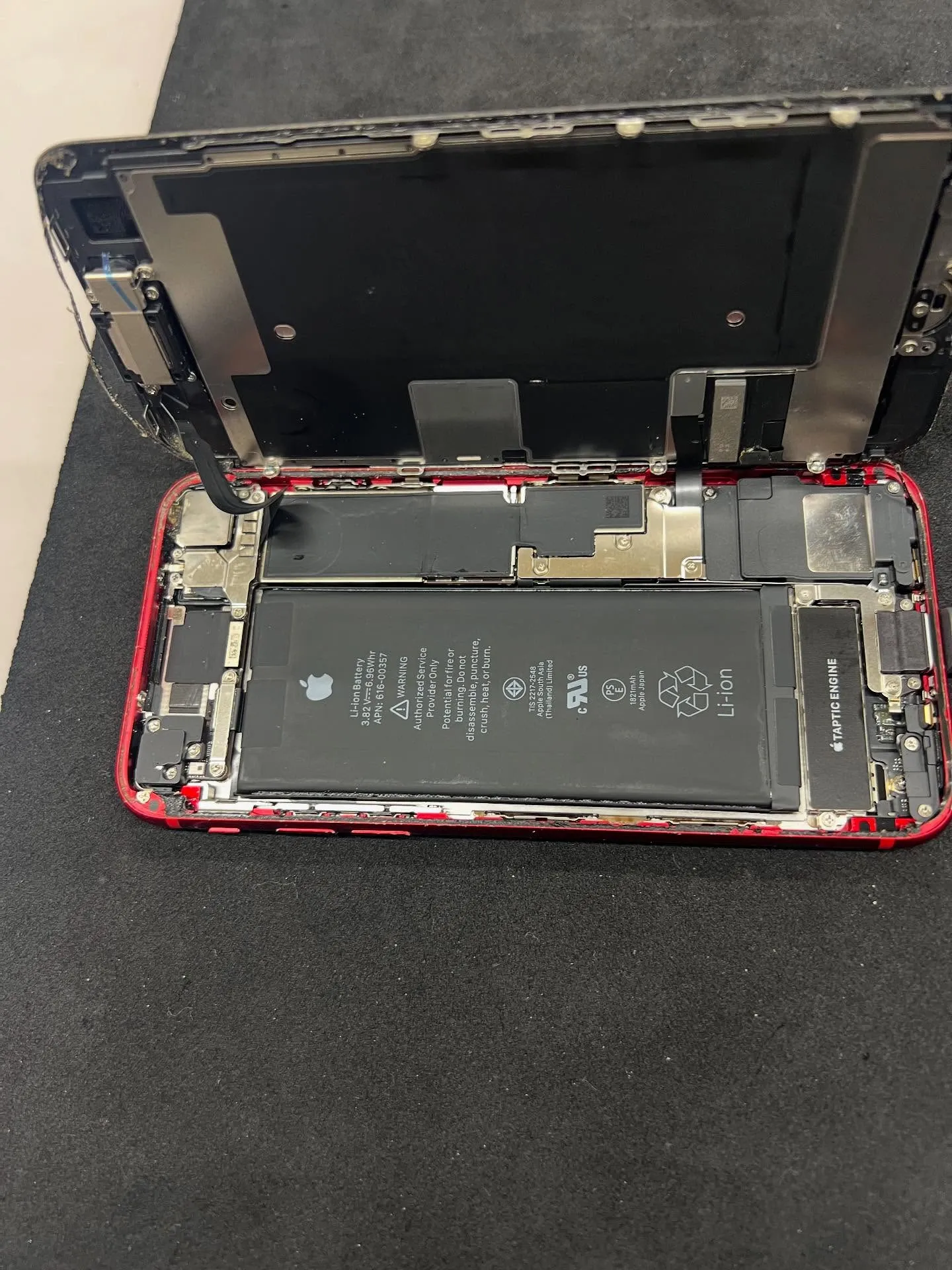 iPhone SE2のリヤカメラ修理