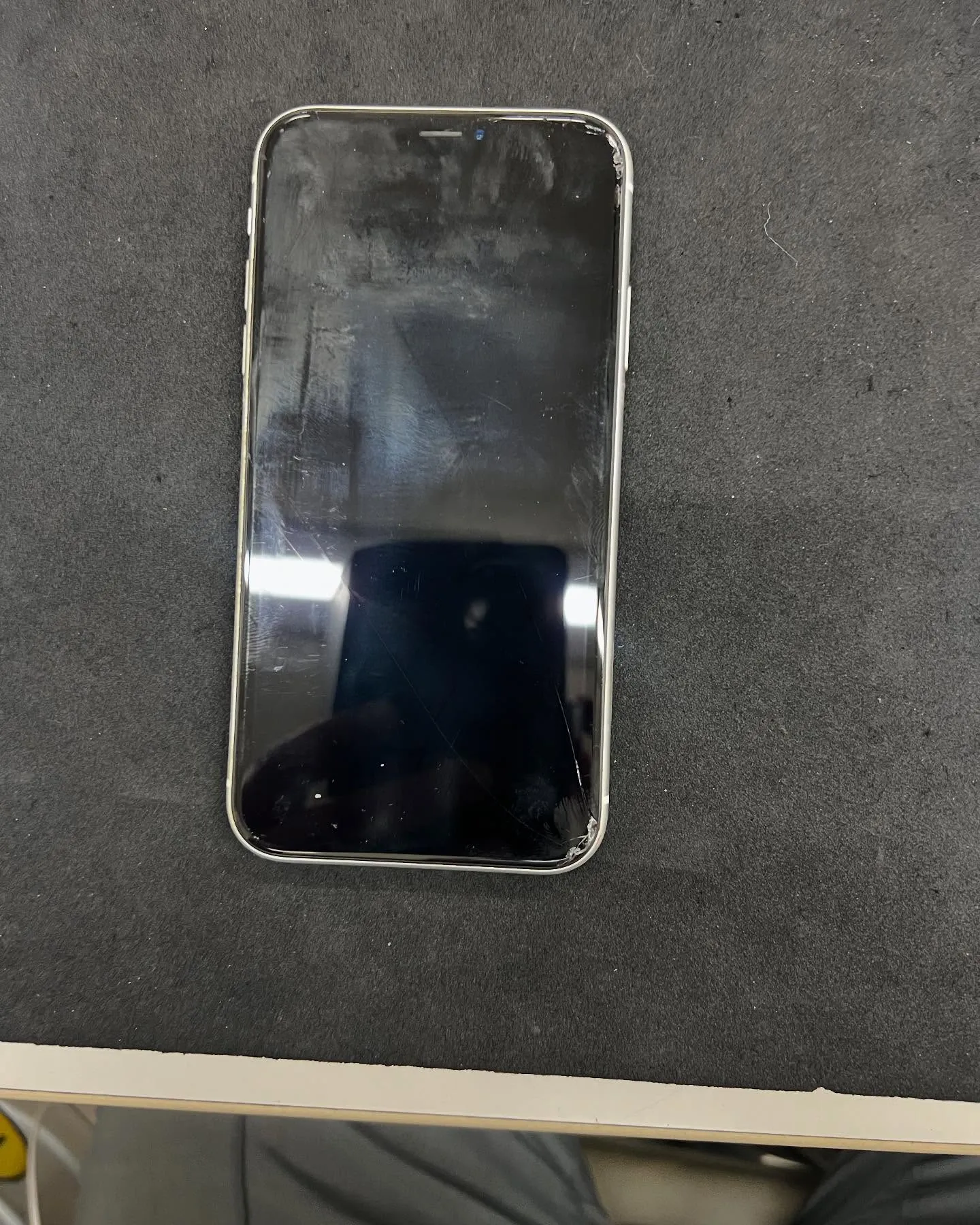 iPhoneXRの画面修理