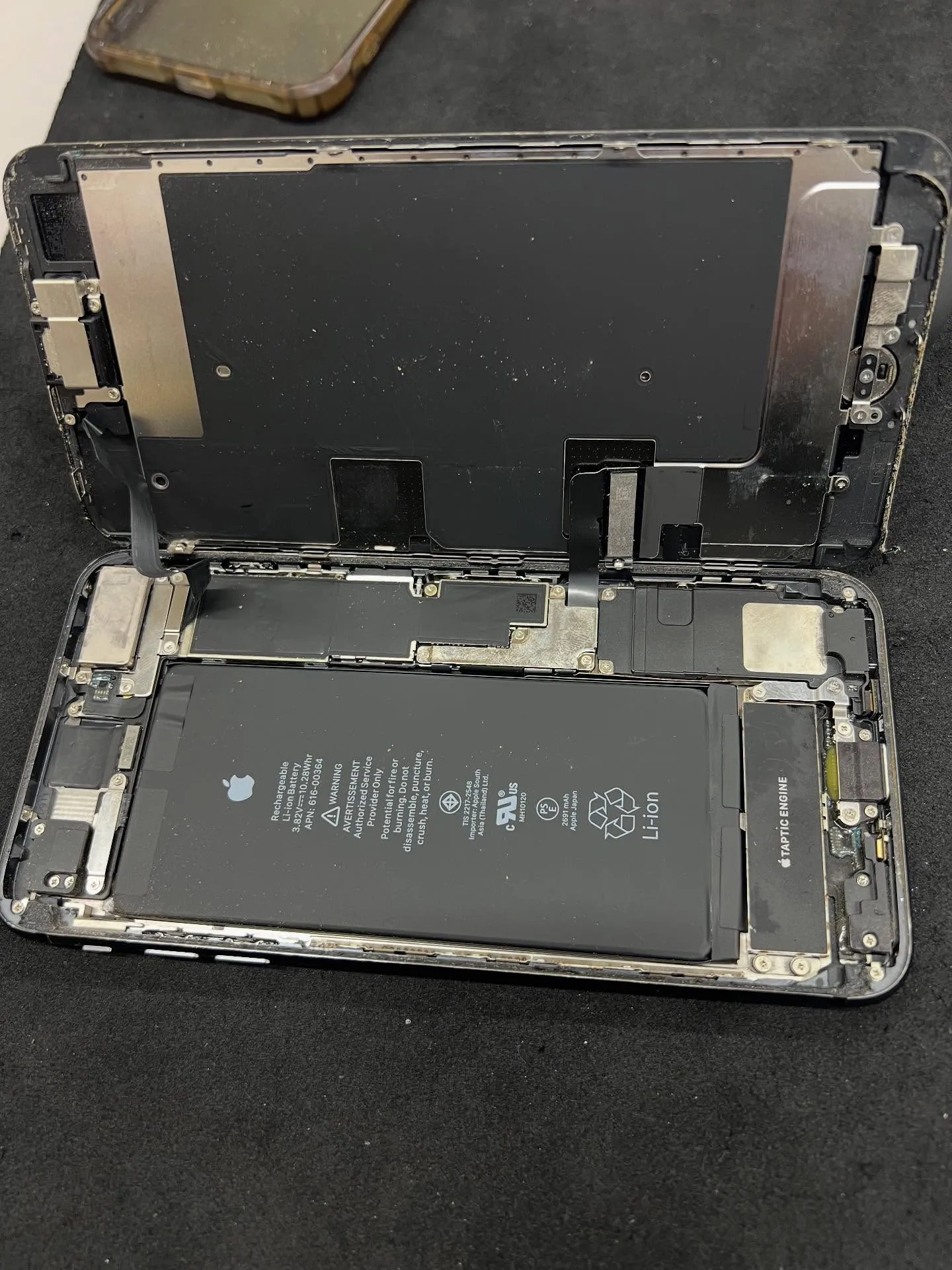 iPhone SE2のバッテリー交換