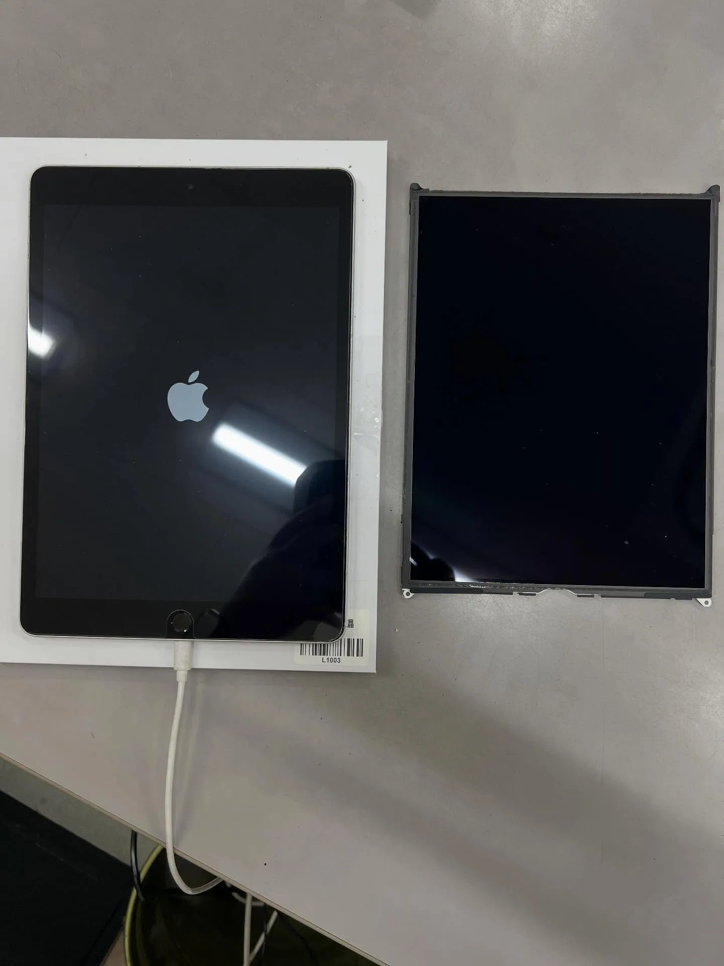 iPhoneの画面修理
