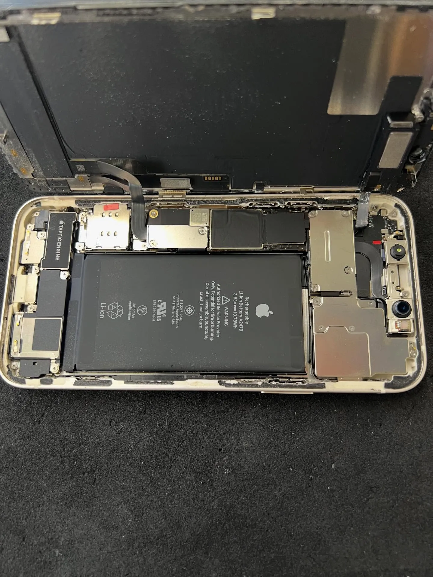 iPhone12の画面修理
