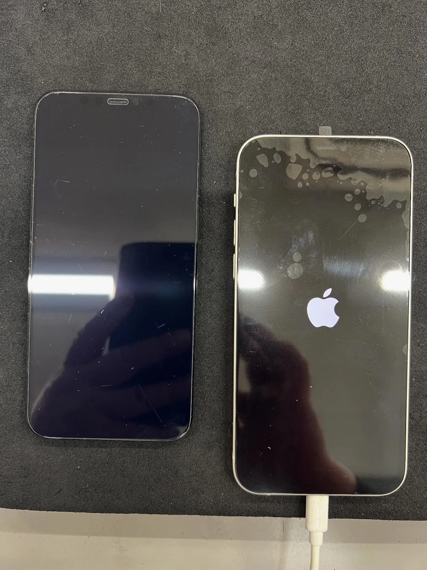 iPhone12の画面修理