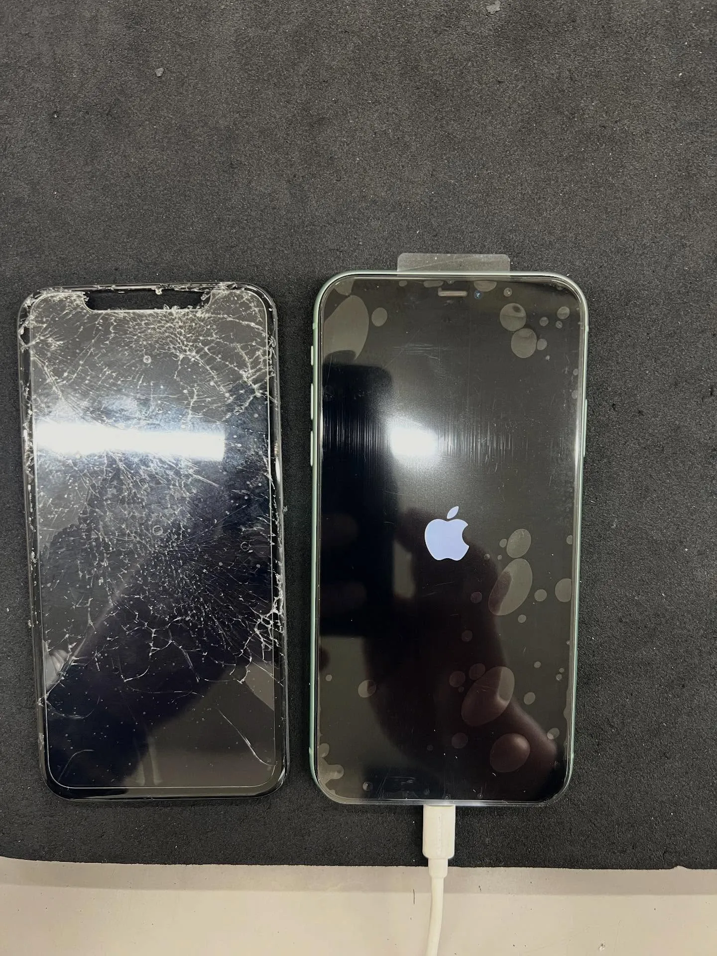 iPhone11の画面修理