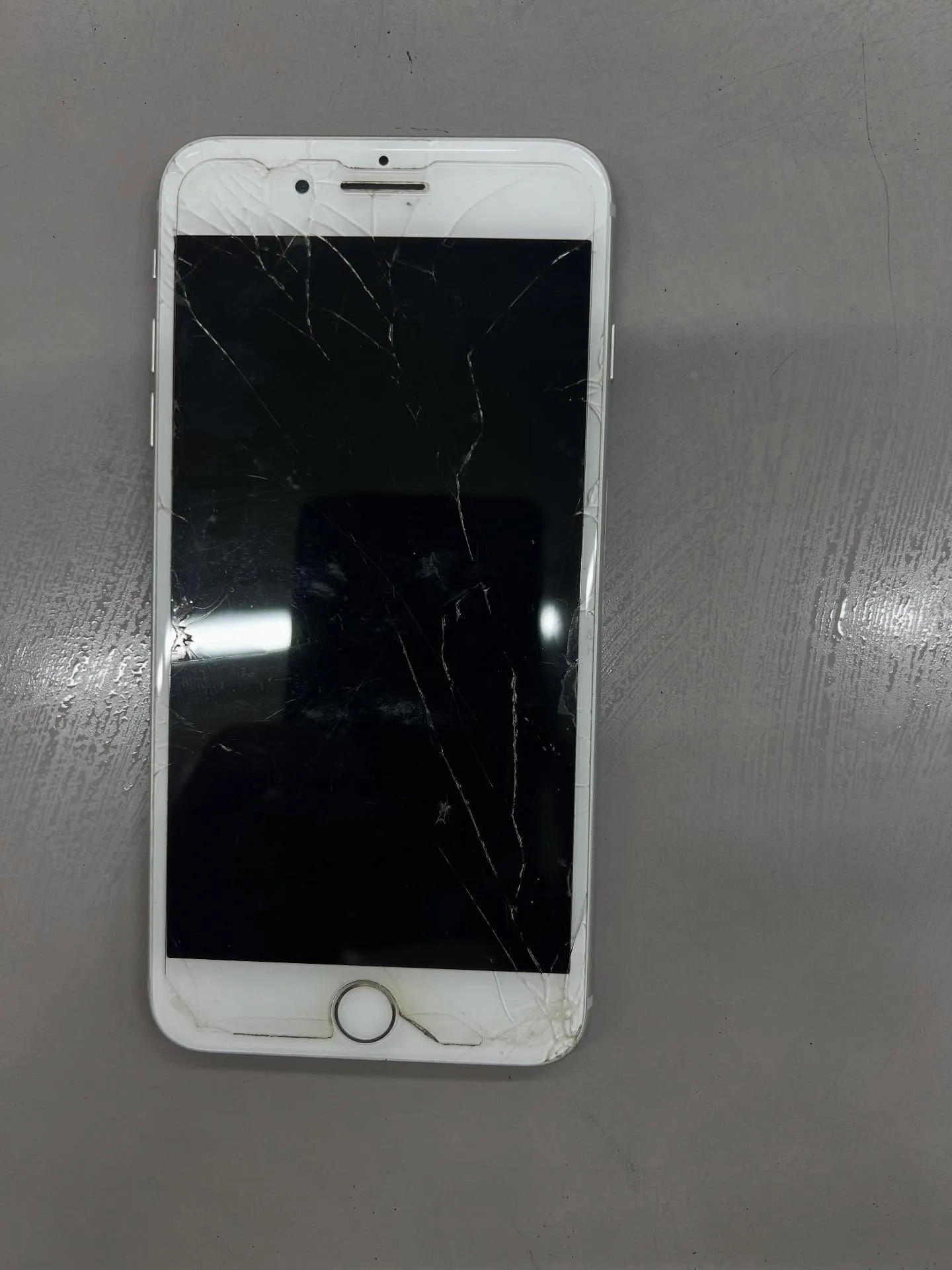 iPhone7plusのバッテリー交換