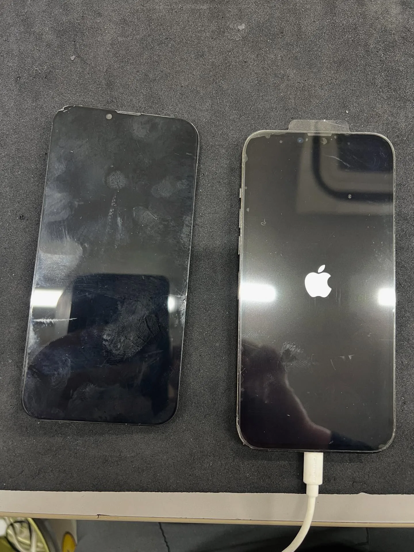 iPhone13pro maxの画面修理