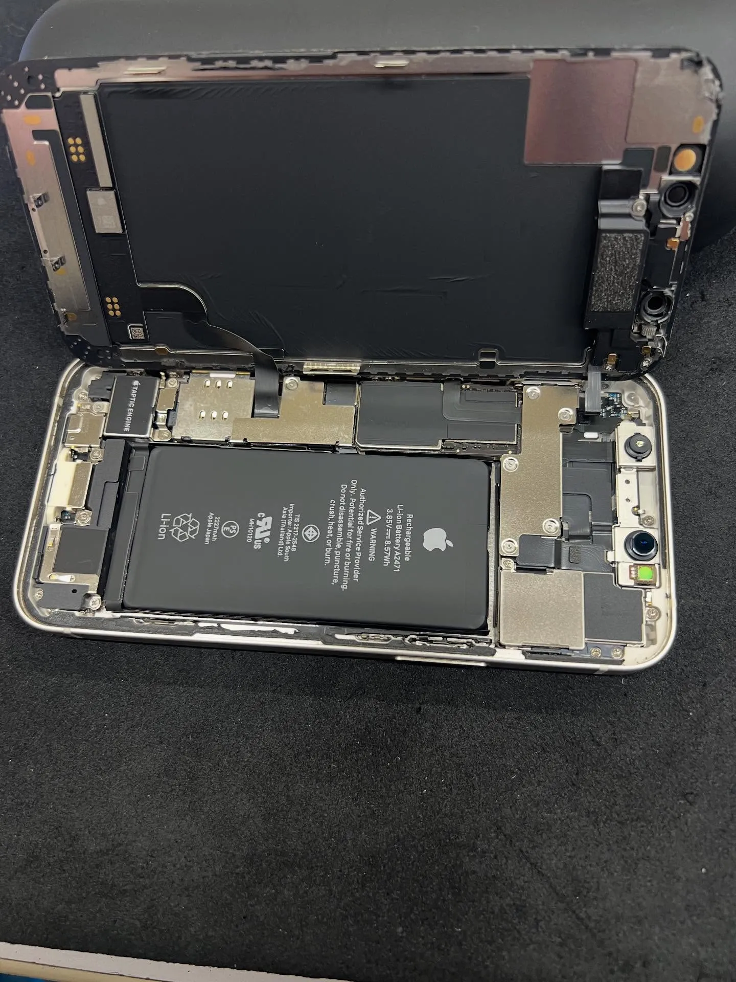 iPhone12のバッテリー交換