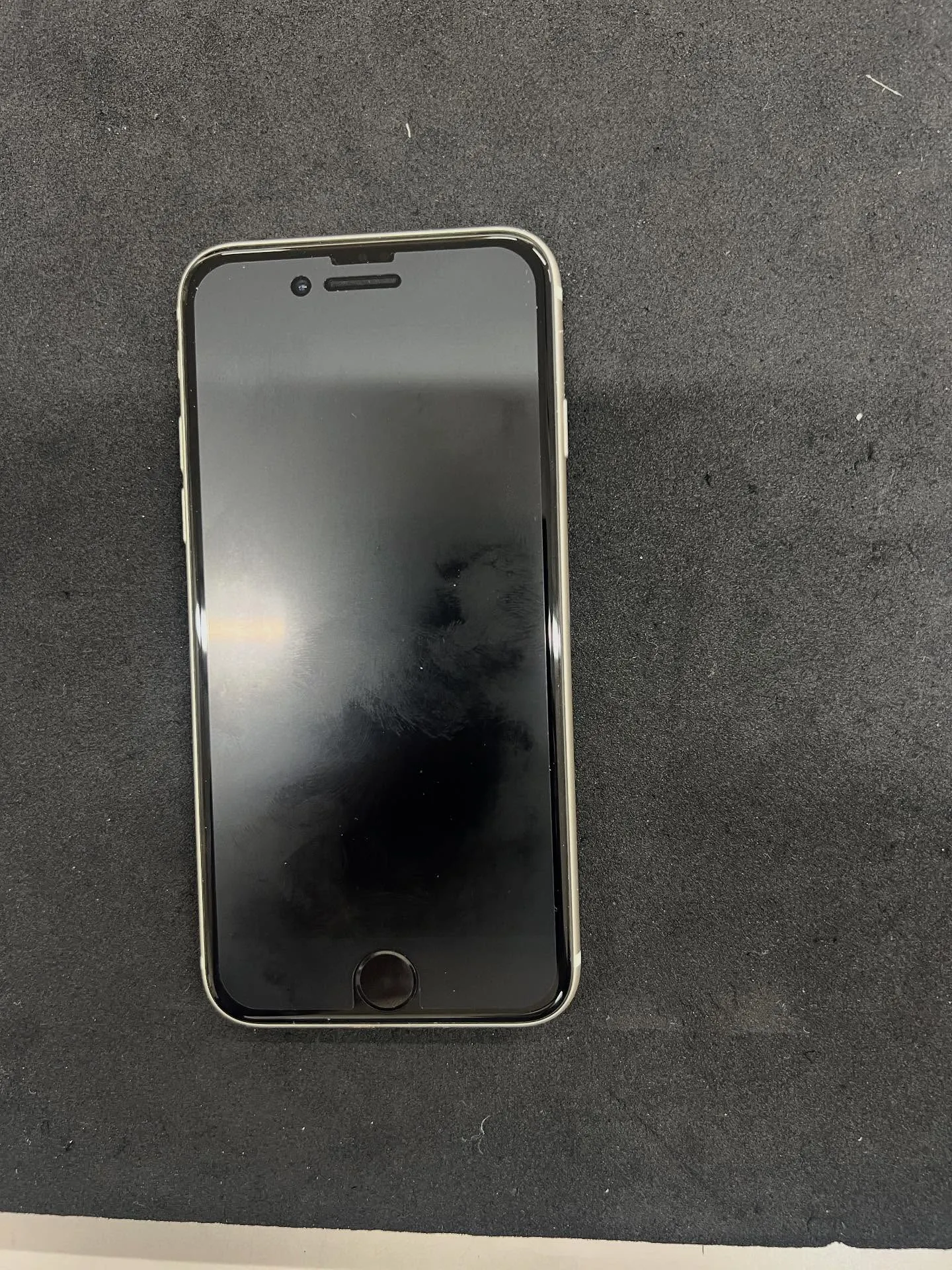 iPhone SE3のバッテリー交換