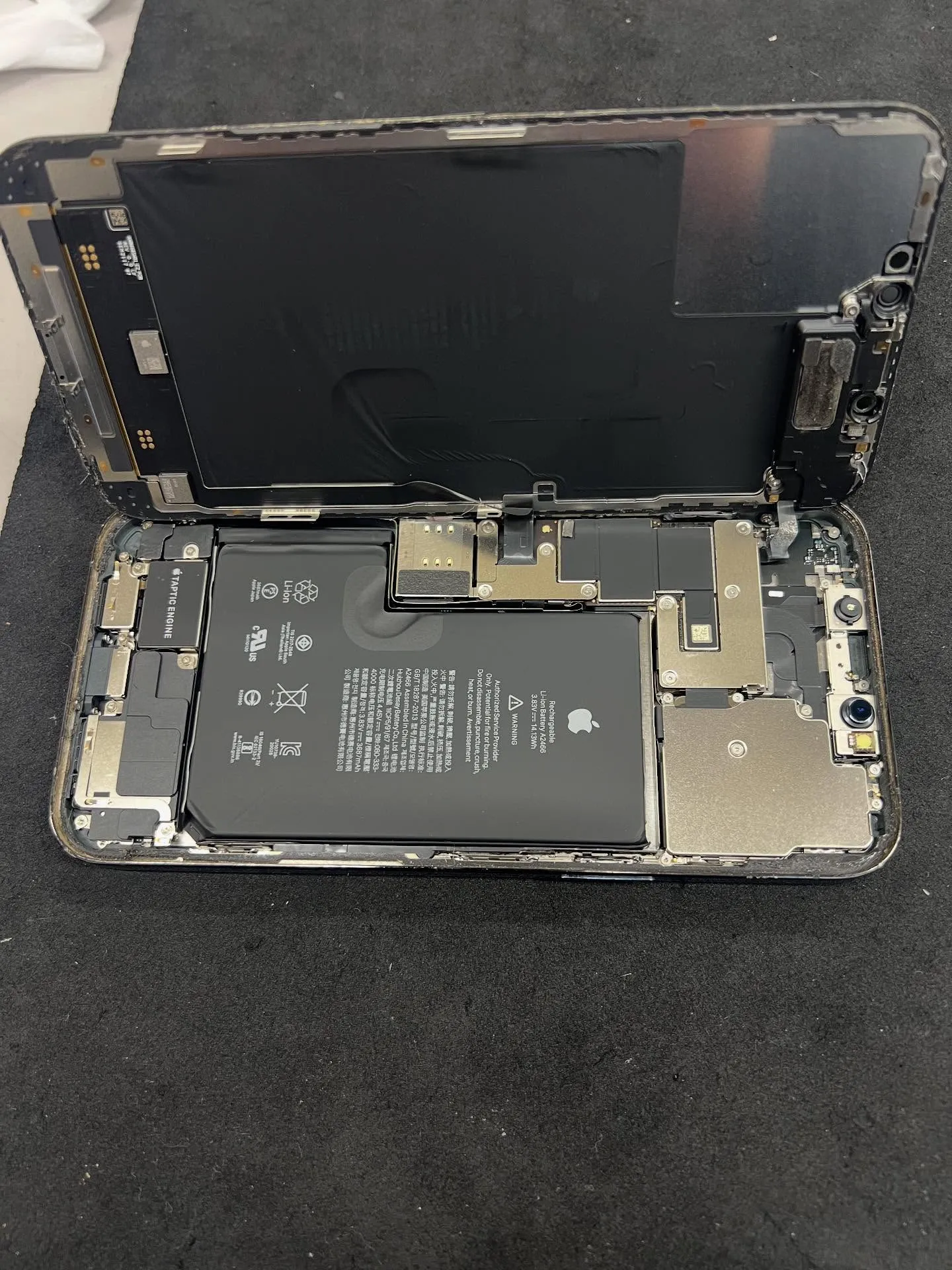 iPhone 12promaxのイヤースピーカー修理