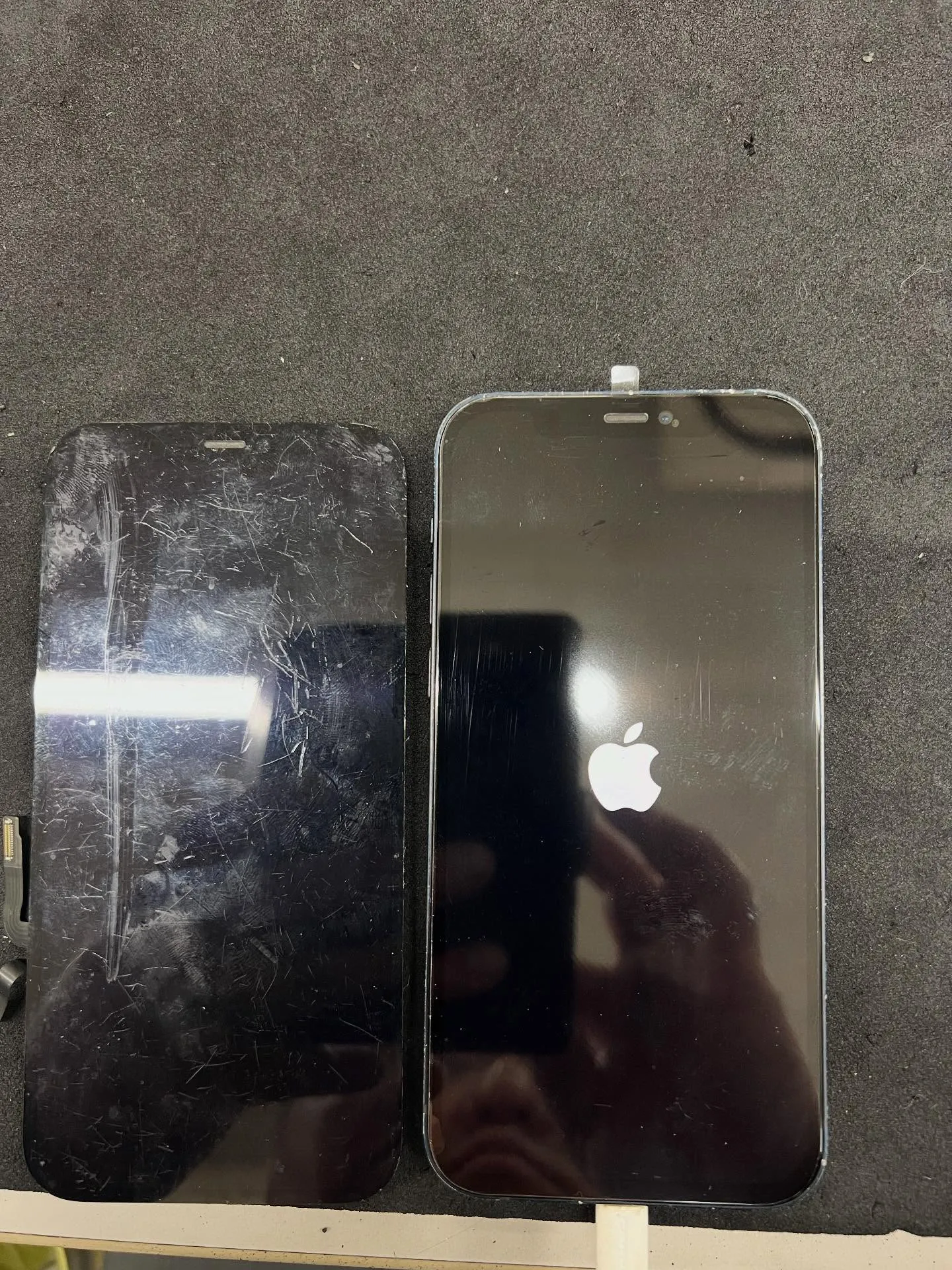 iPhone 12proの画面修理