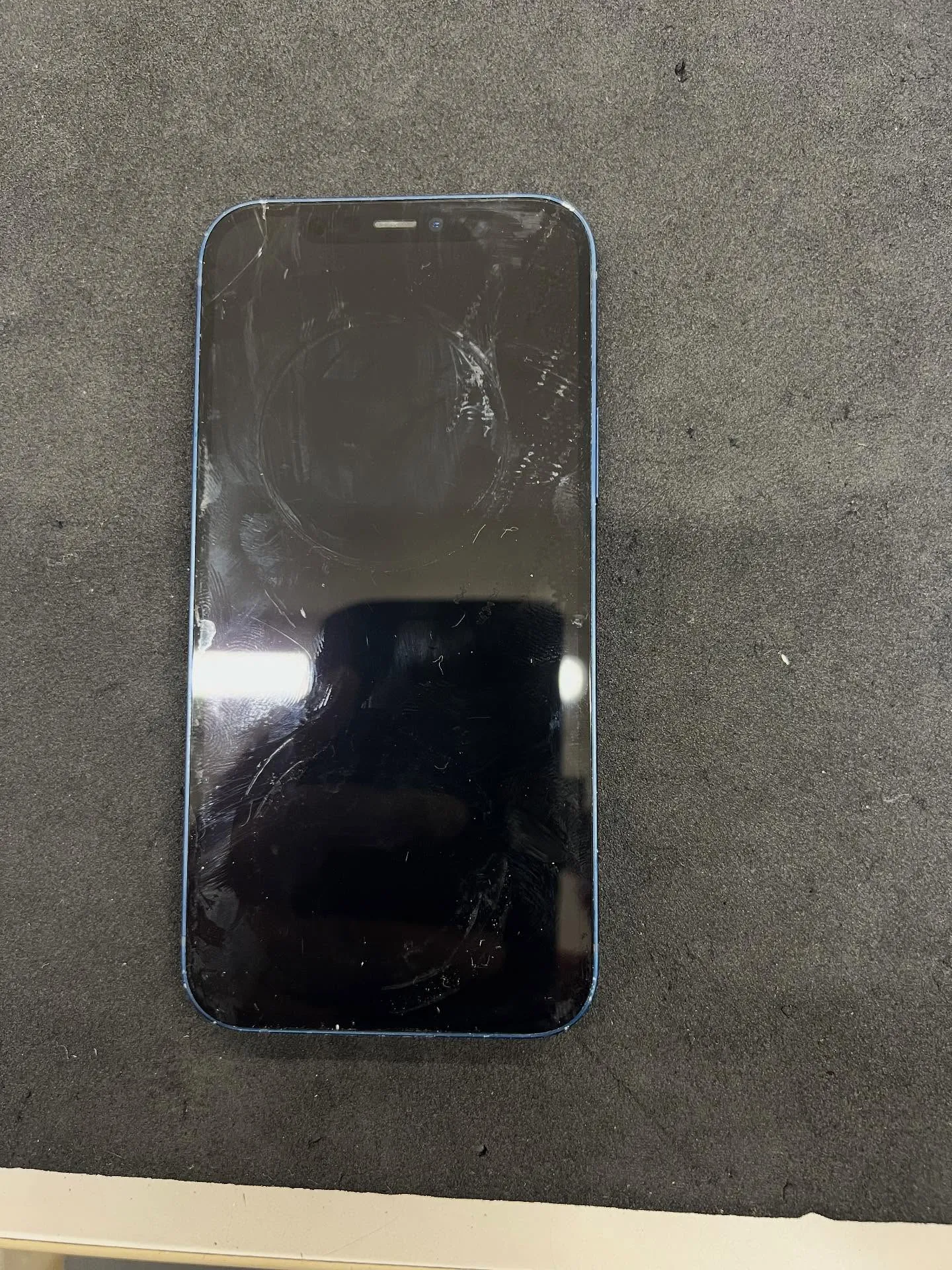 iPhone 12proのバッテリー交換