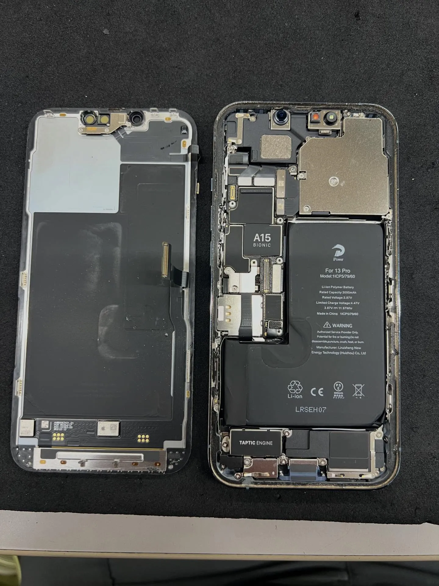 iPhone13proのドックコネクター修理