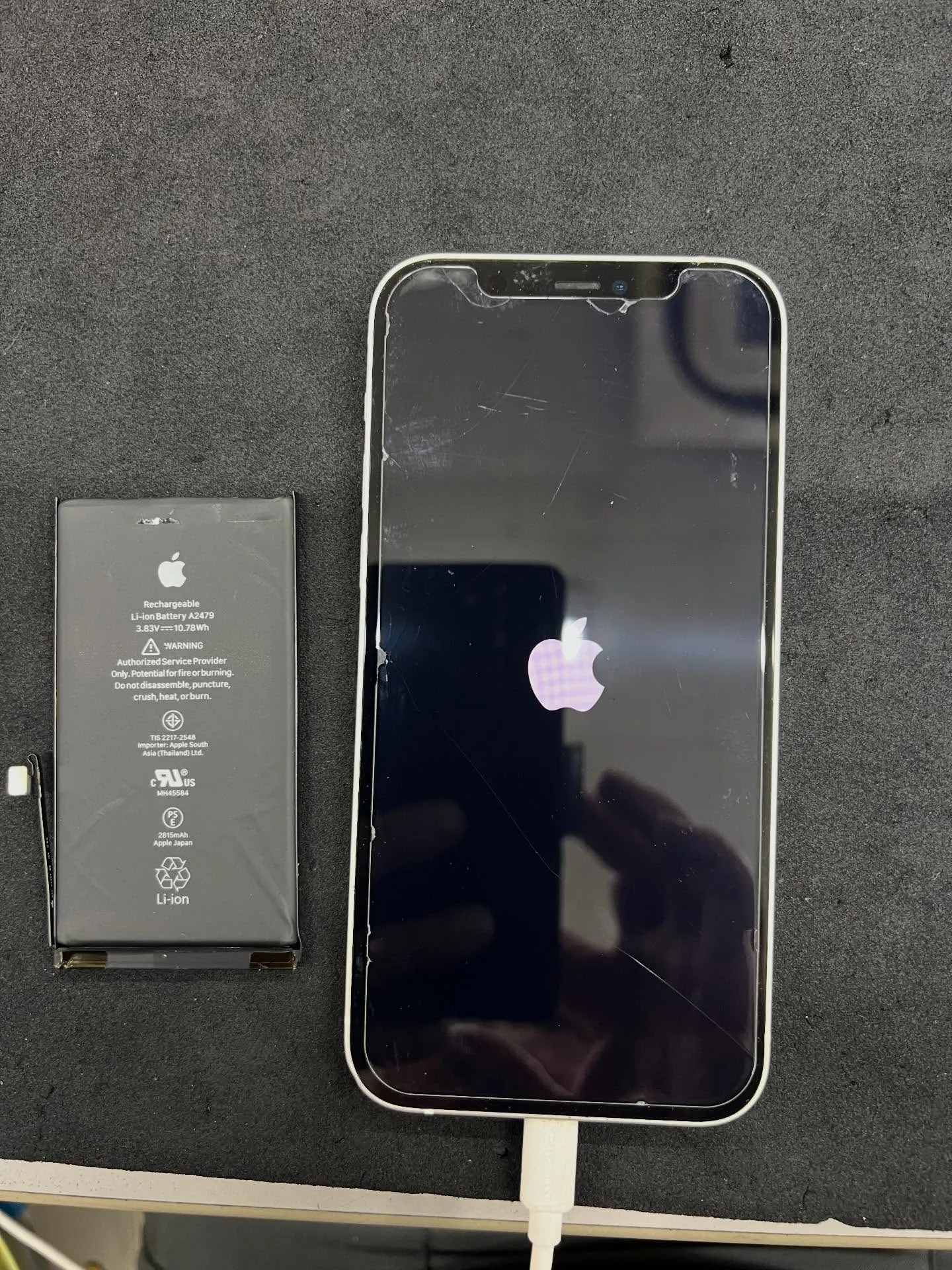 iPhone12のバッテリー交換