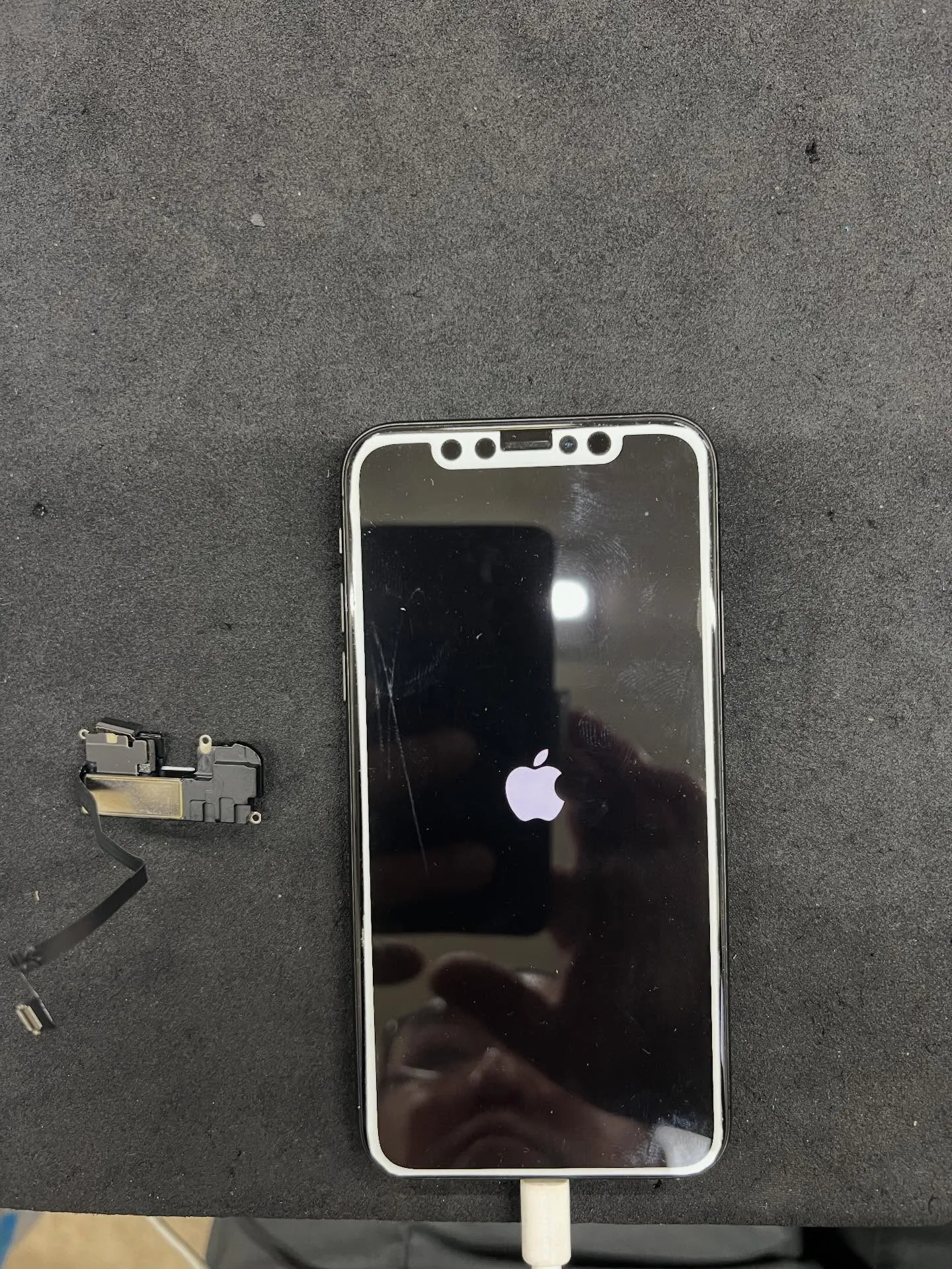 iPhoneXのイヤースピーカー修理