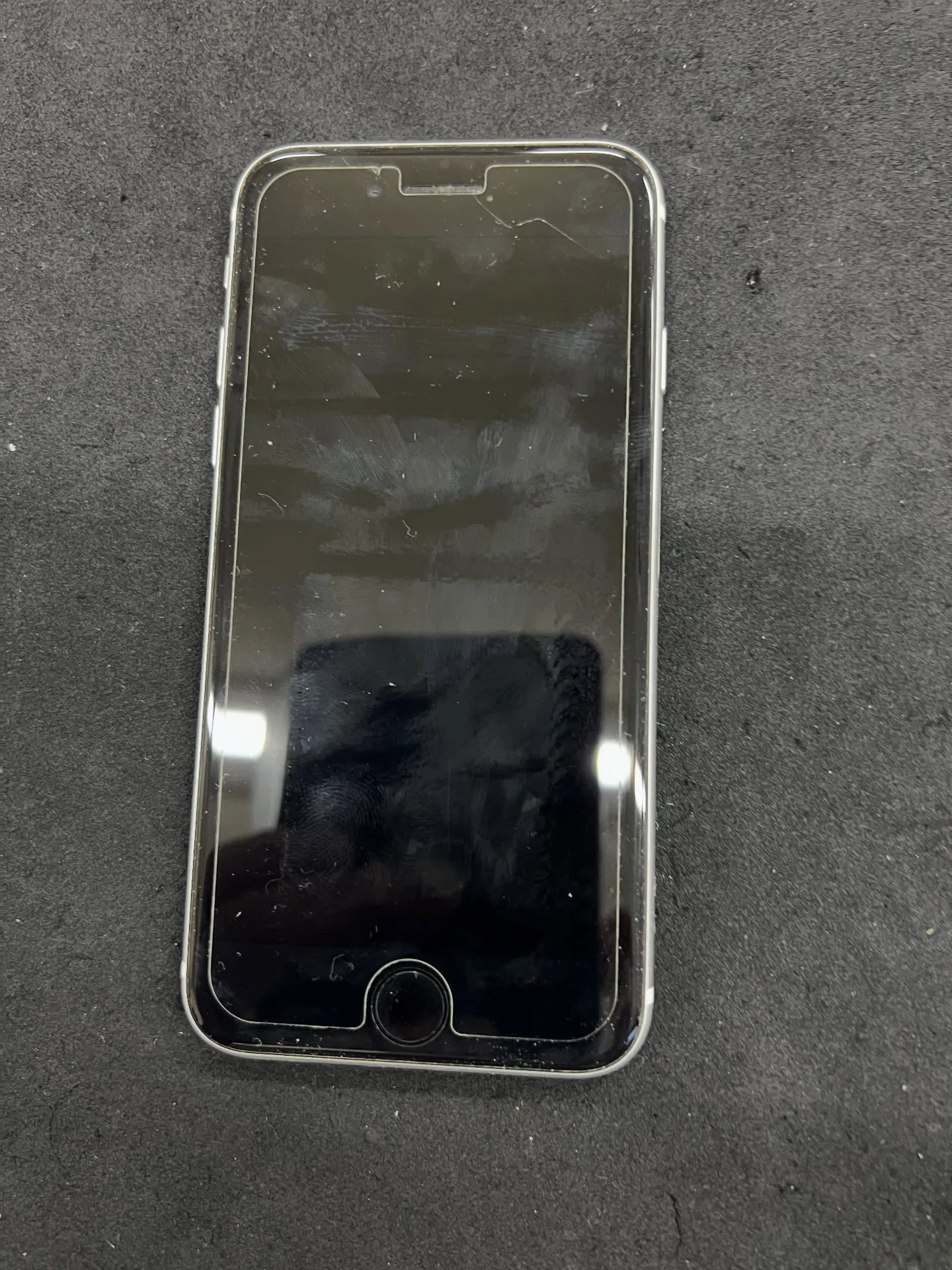 iPhone SE2のバッテリー交換