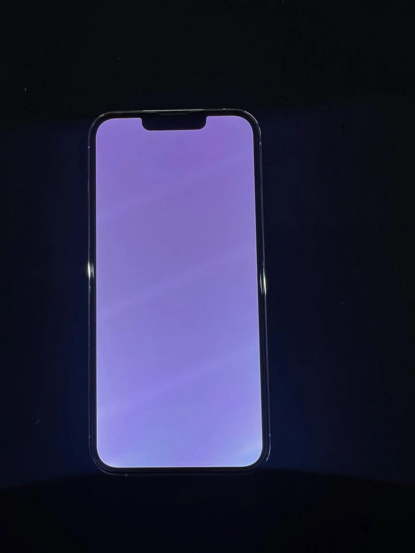 iPhone13pro maxの画面修理