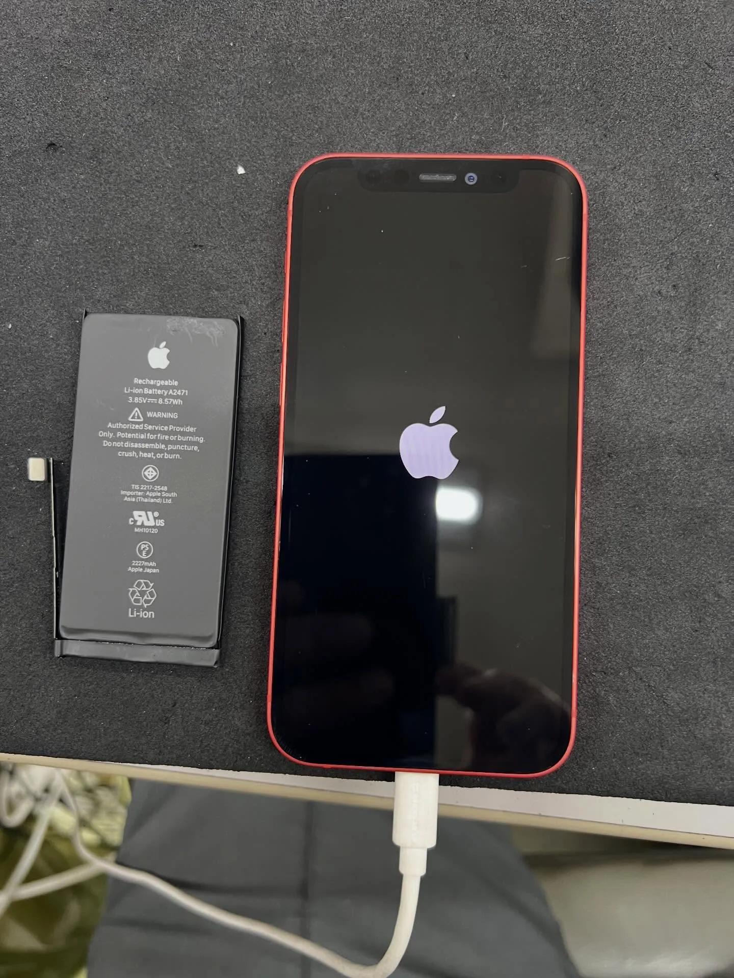 iPhone12のバッテリー交換