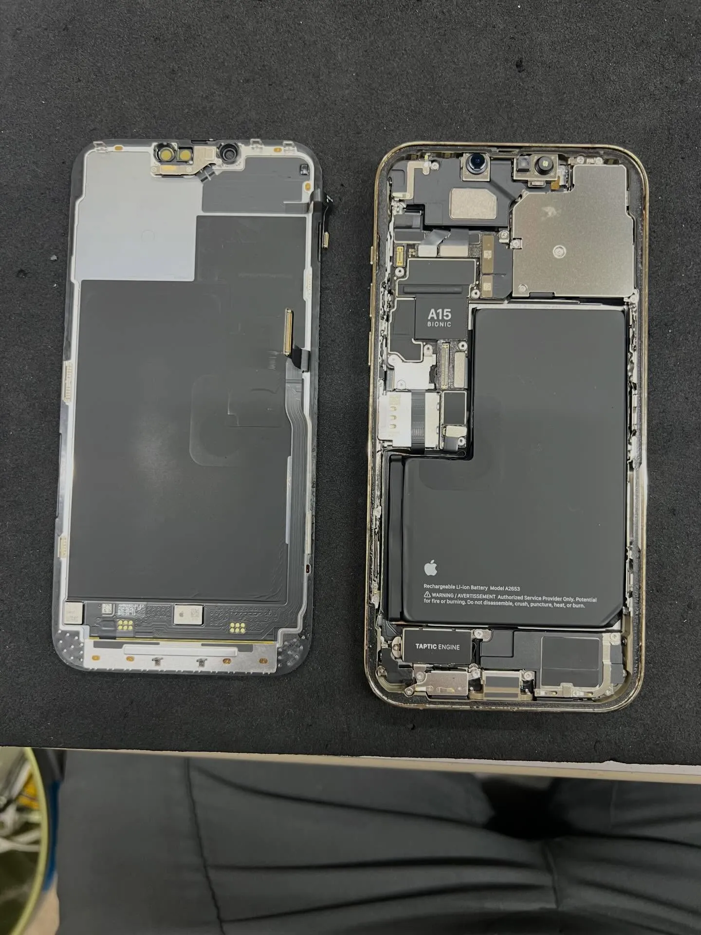 iPhone13pro maxの画面修理