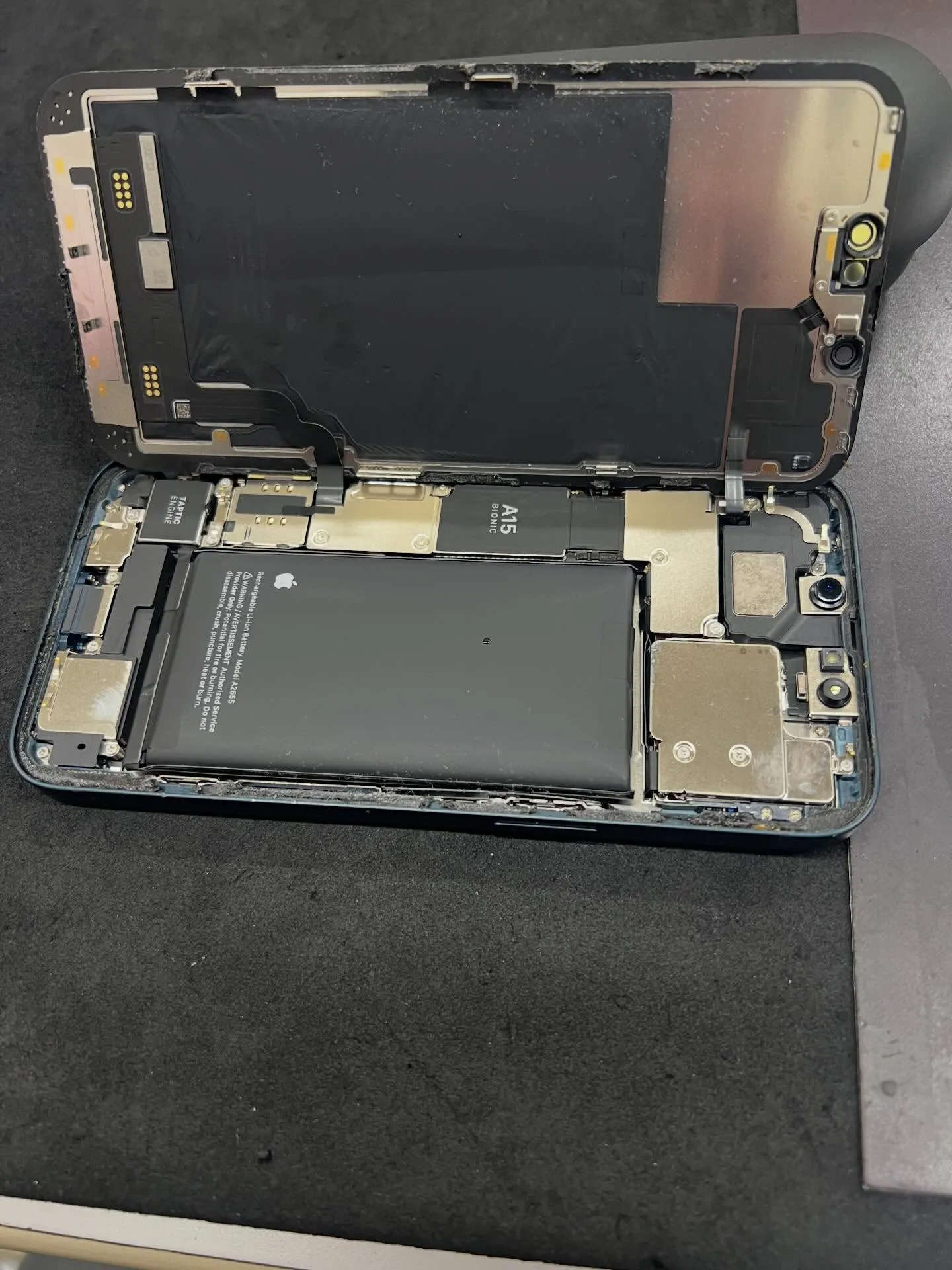 iPhone13のバッテリー交換