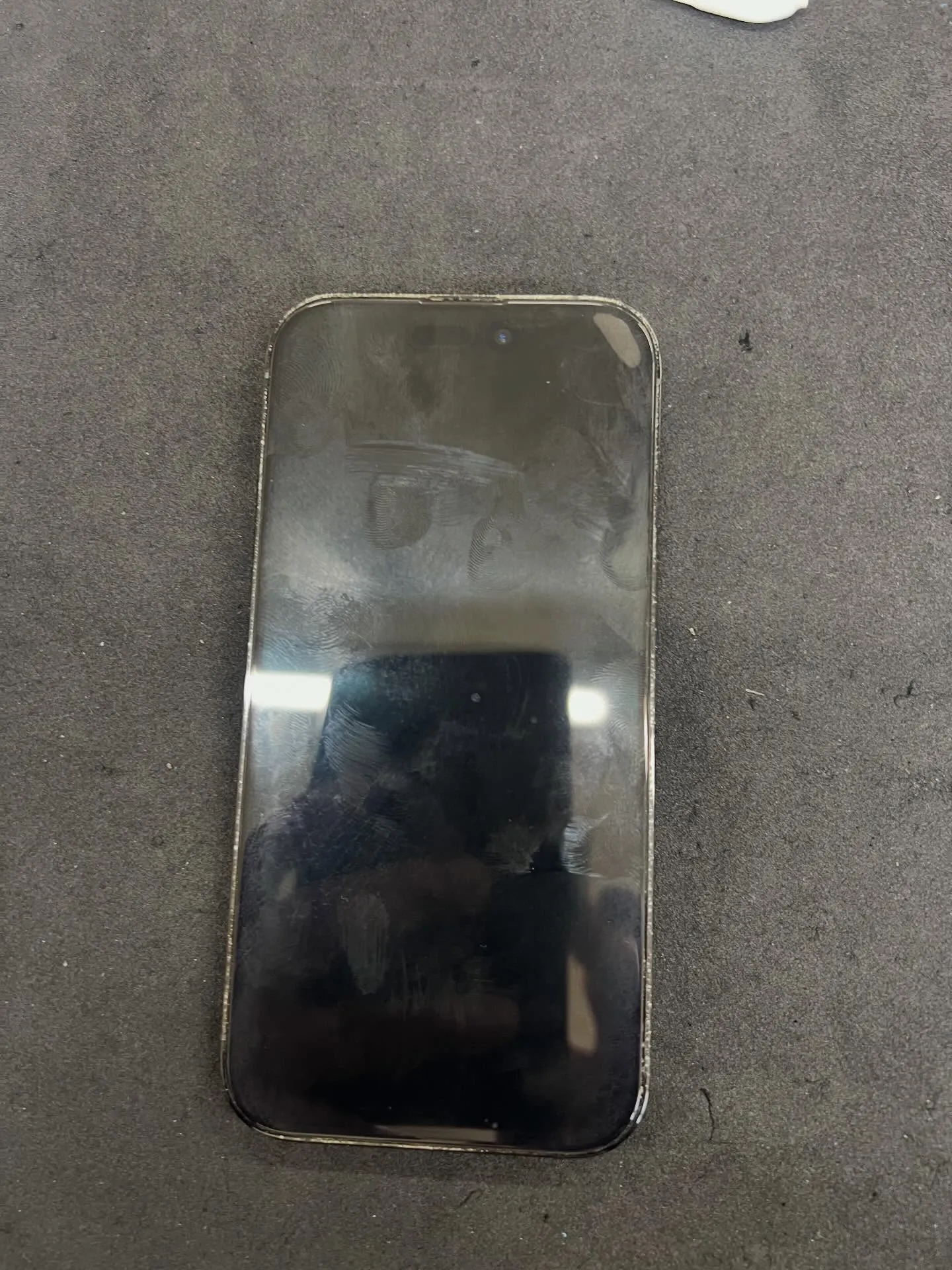iPhone 14proのバッテリー交換
