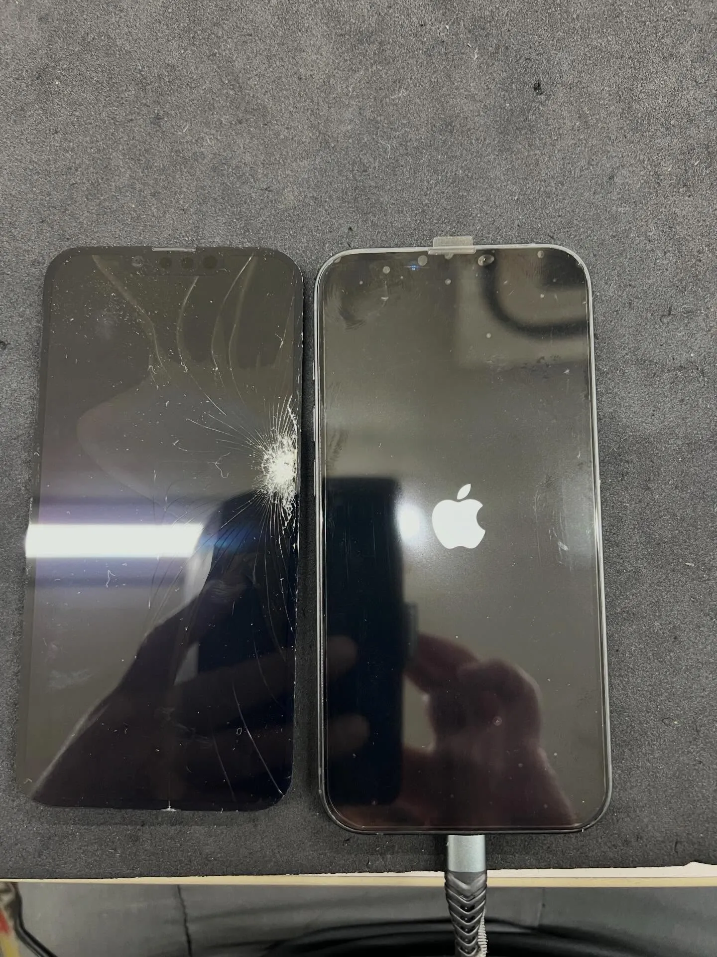 iPhone15の画面修理