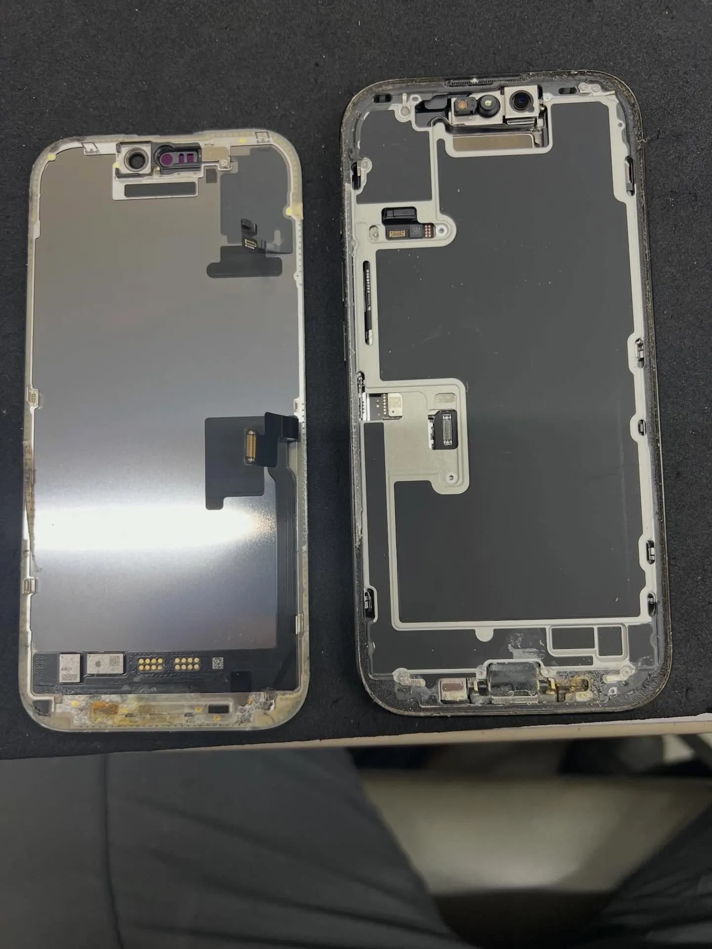 iPhone15の画面修理