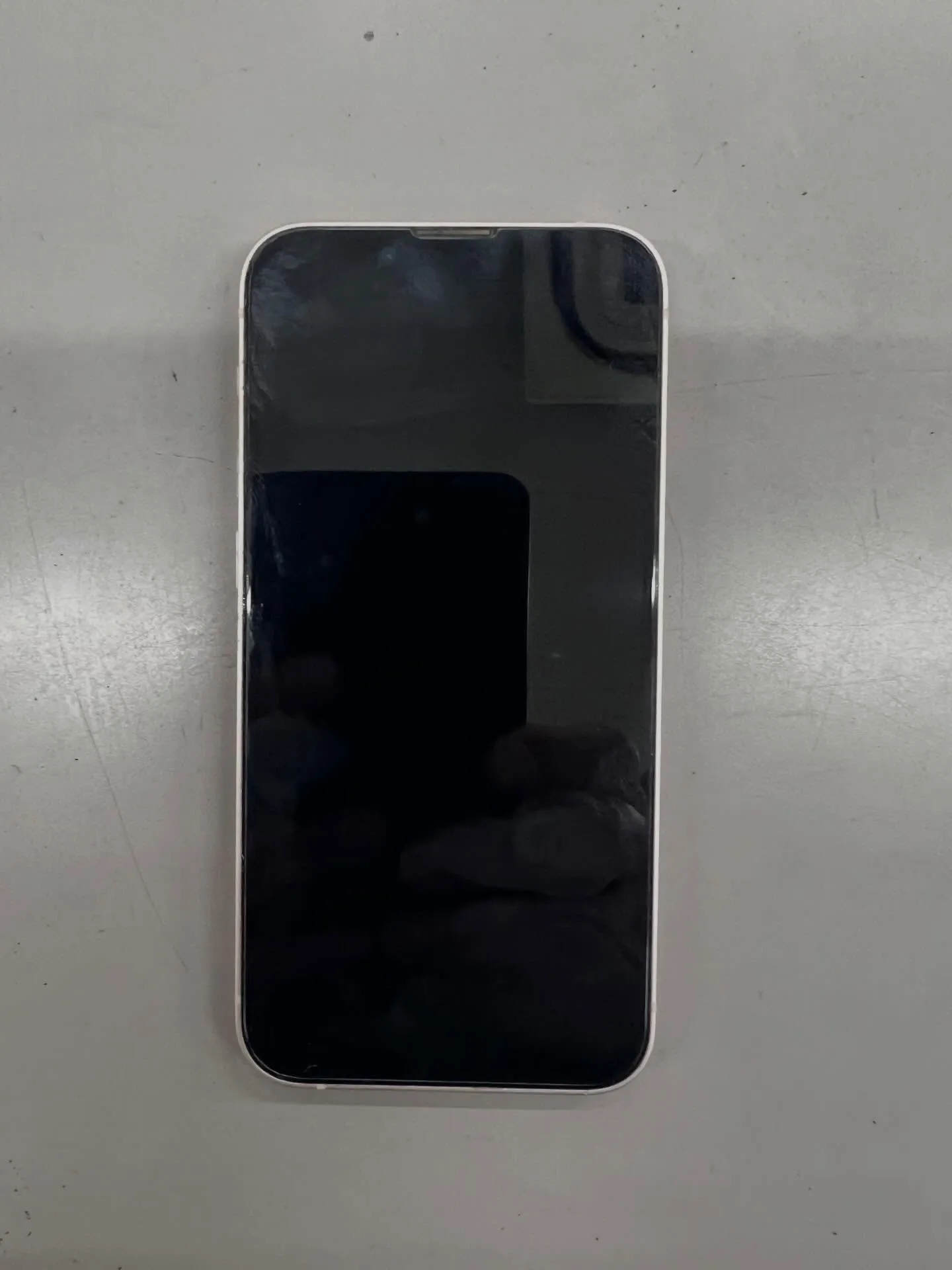 iPhone13のバッテリー交換