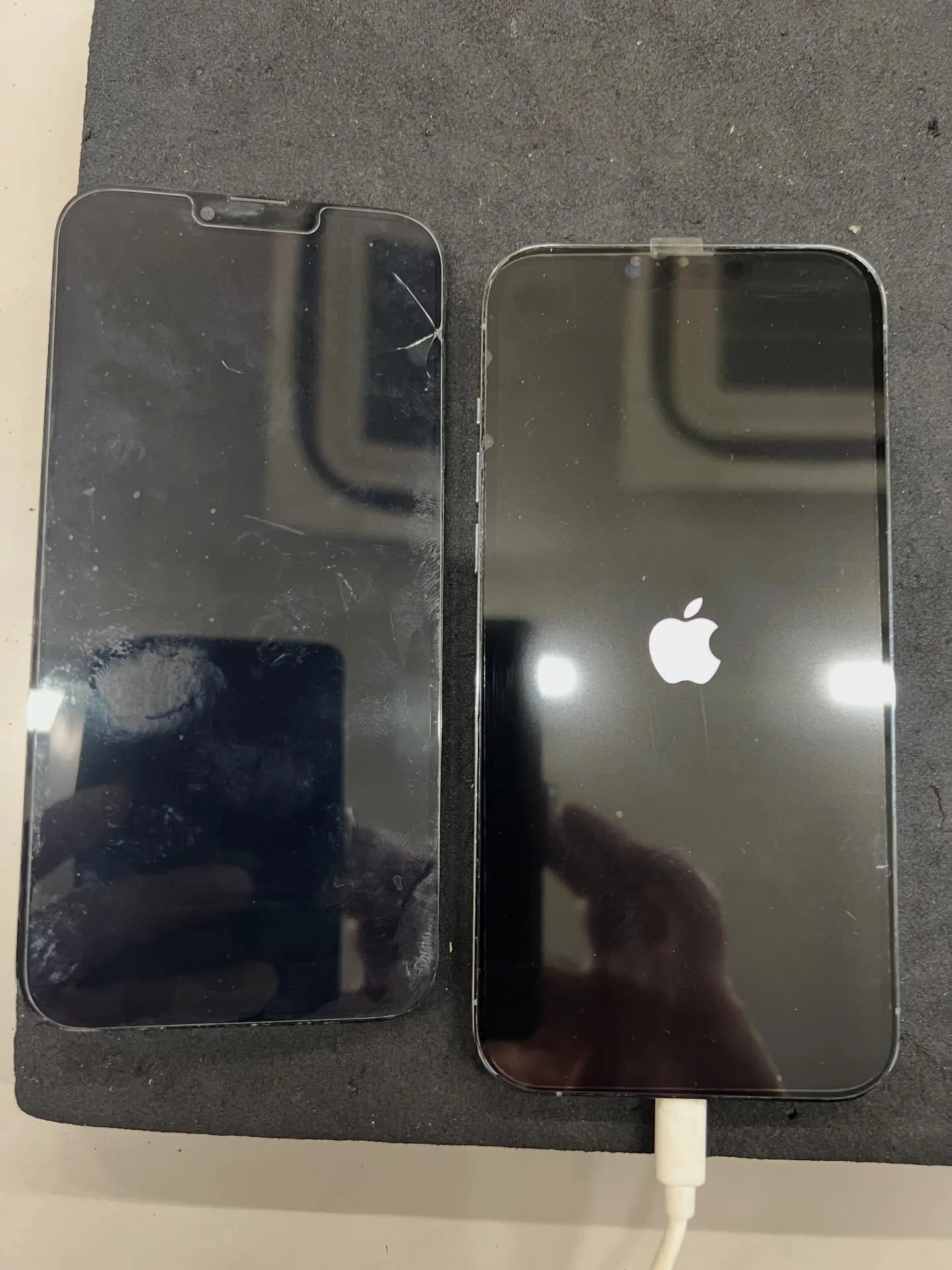 iPhone13pro maxの画面修理