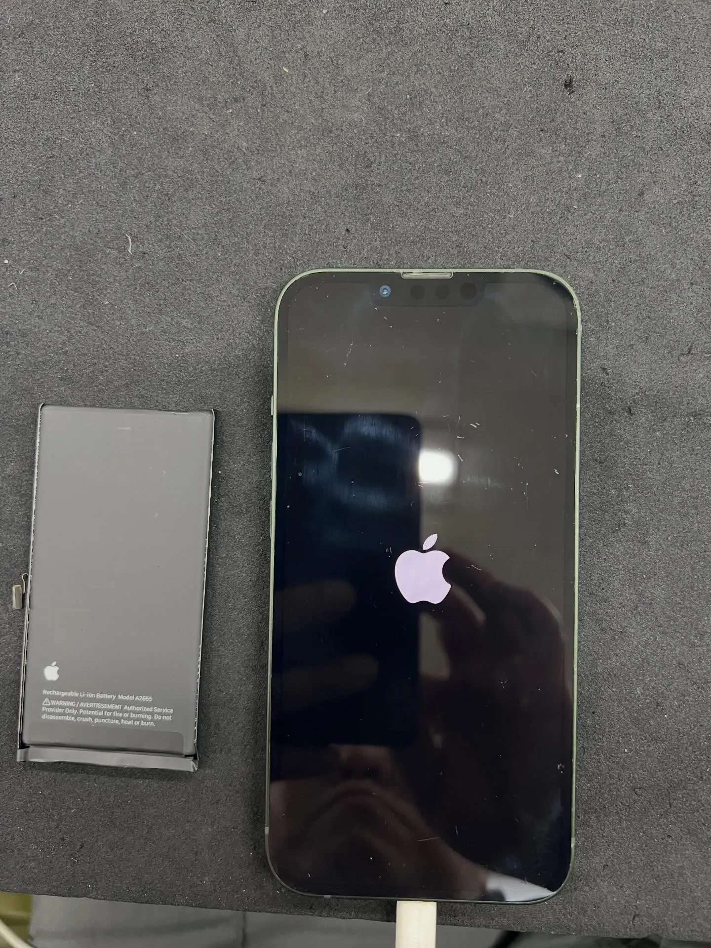 iPhone13のバッテリー交換
