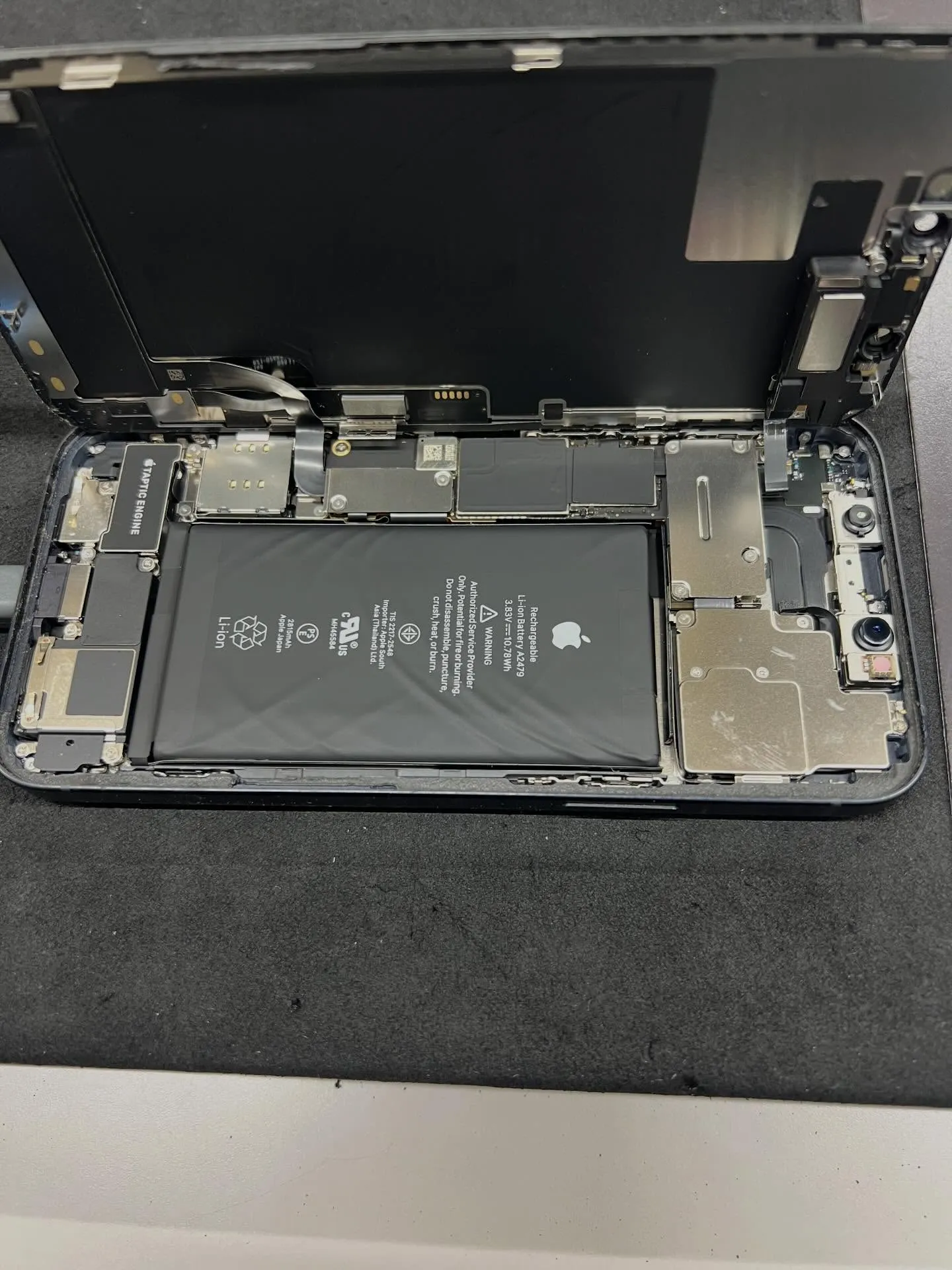 iPhone 12proのバッテリー交換