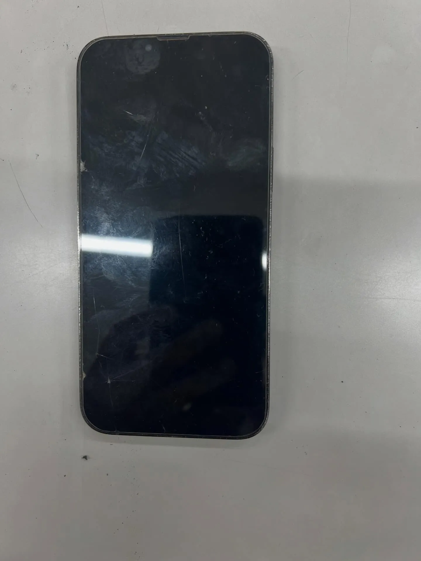 iPhone 14proのバッテリー交換のご依頼をいただきま...