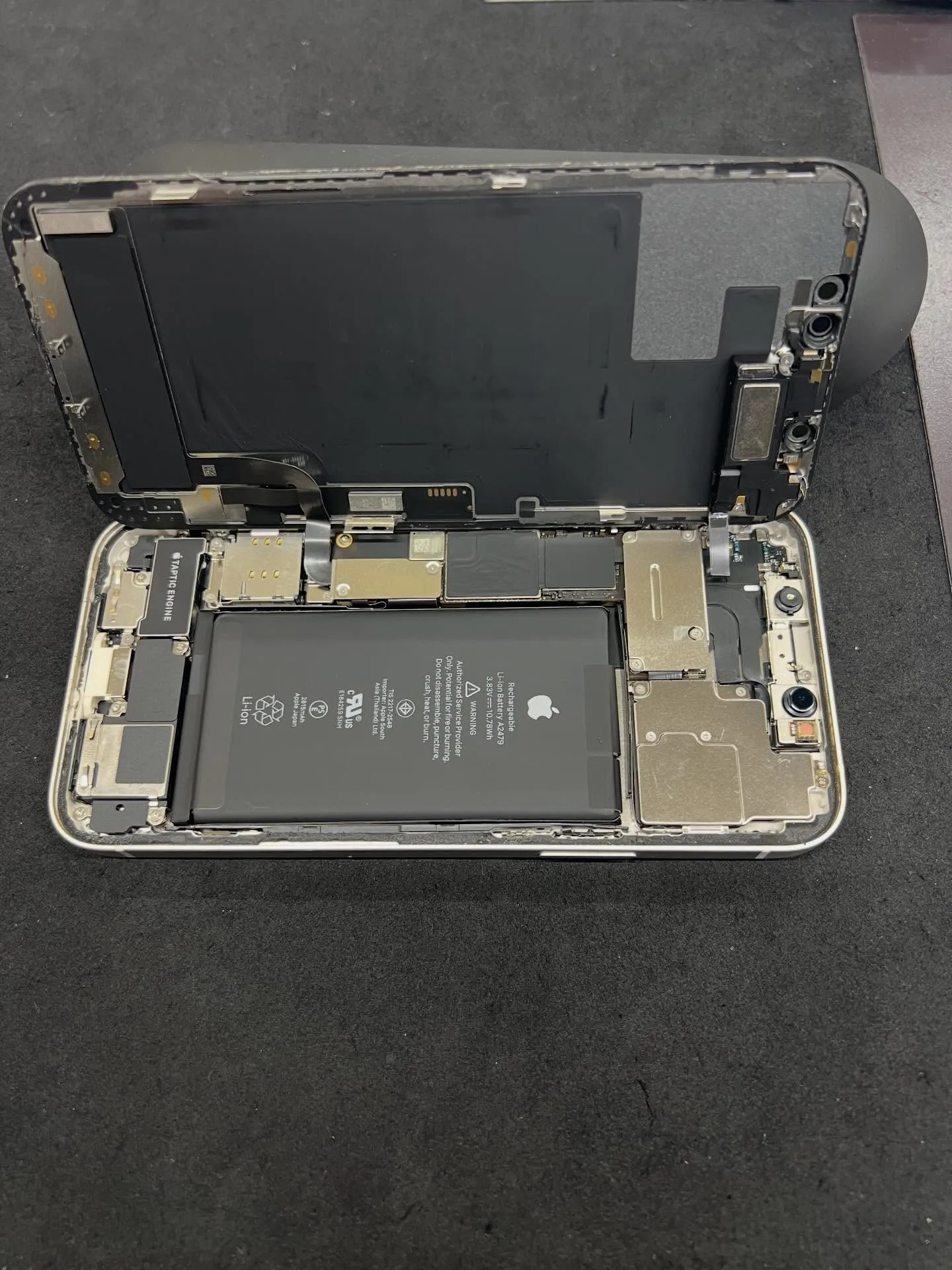 iPhone12のバッテリー交換